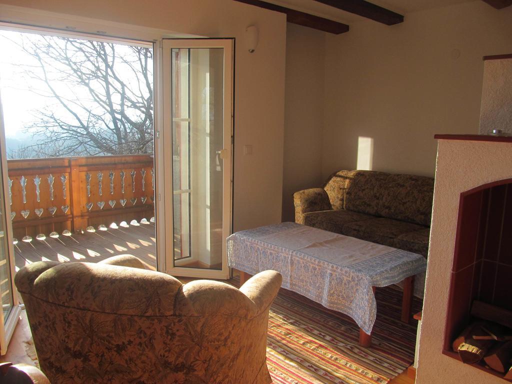 Holiday Home Sonnenhaus Svečina エクステリア 写真