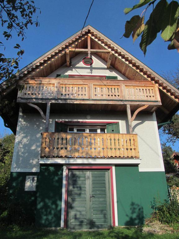 Holiday Home Sonnenhaus Svečina エクステリア 写真